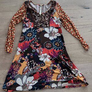 Uncle Frank Dress Animal Print Mixed Floral Pattern Vibrant Fun Stretch Med